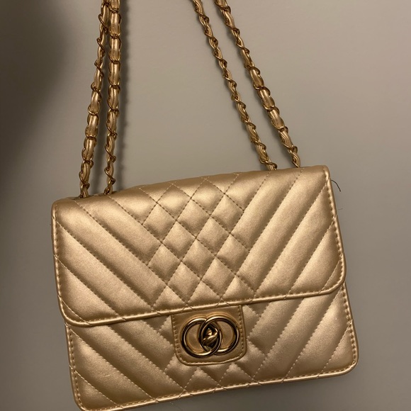 Bags - Picture 3 of 4